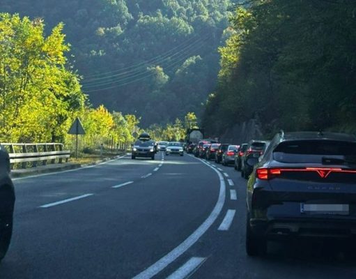 Teška saobraćajna nesreća na M-17 kod Konjica: Mladi biciklista teško povrijeđen u sudaru s automobilom