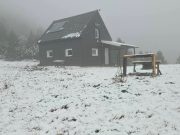 Prvi snijeg zabijelio predivnu Plasu iznad Jablanice: Pogledajte prve zimske prizore s Čvrsnice (FOTO/VIDEO)