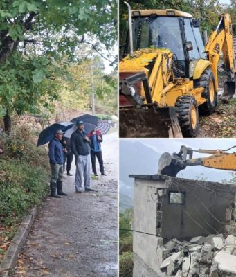 Nakon više od 40 godina srušena stara gasulhana u Rodićima: Mještani zajedničkim snagama kreću u izgradnju nove(FOTO)