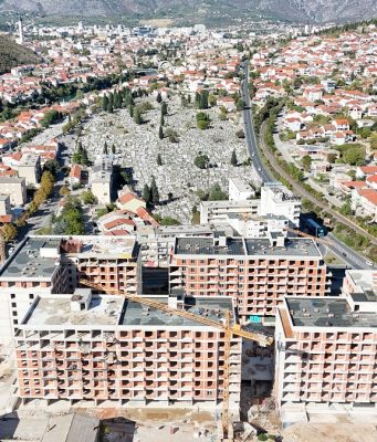 Velika investicija Emira Spahića u Hercegovini: Niču četiri zgrade sa 356 stanova, planiran i trgovački centar (VIDEO)