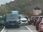 Lančani sudar na Ribićkom mostu: Više vozila učestvovalo u nesreći na magistralnoj cesti M-17 (FOTO)